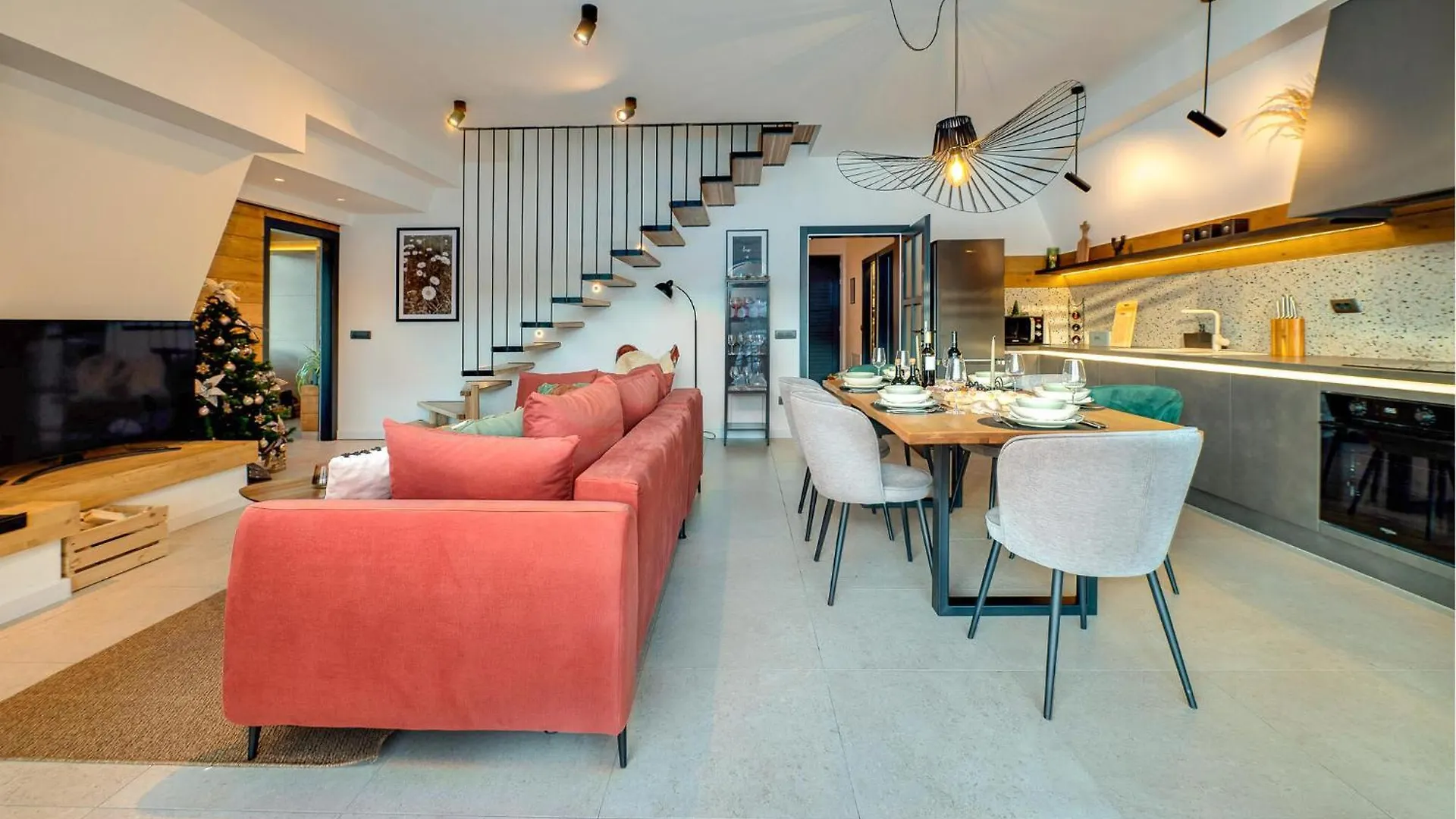 Beautiful Home In Sunger With Sauna 0*,