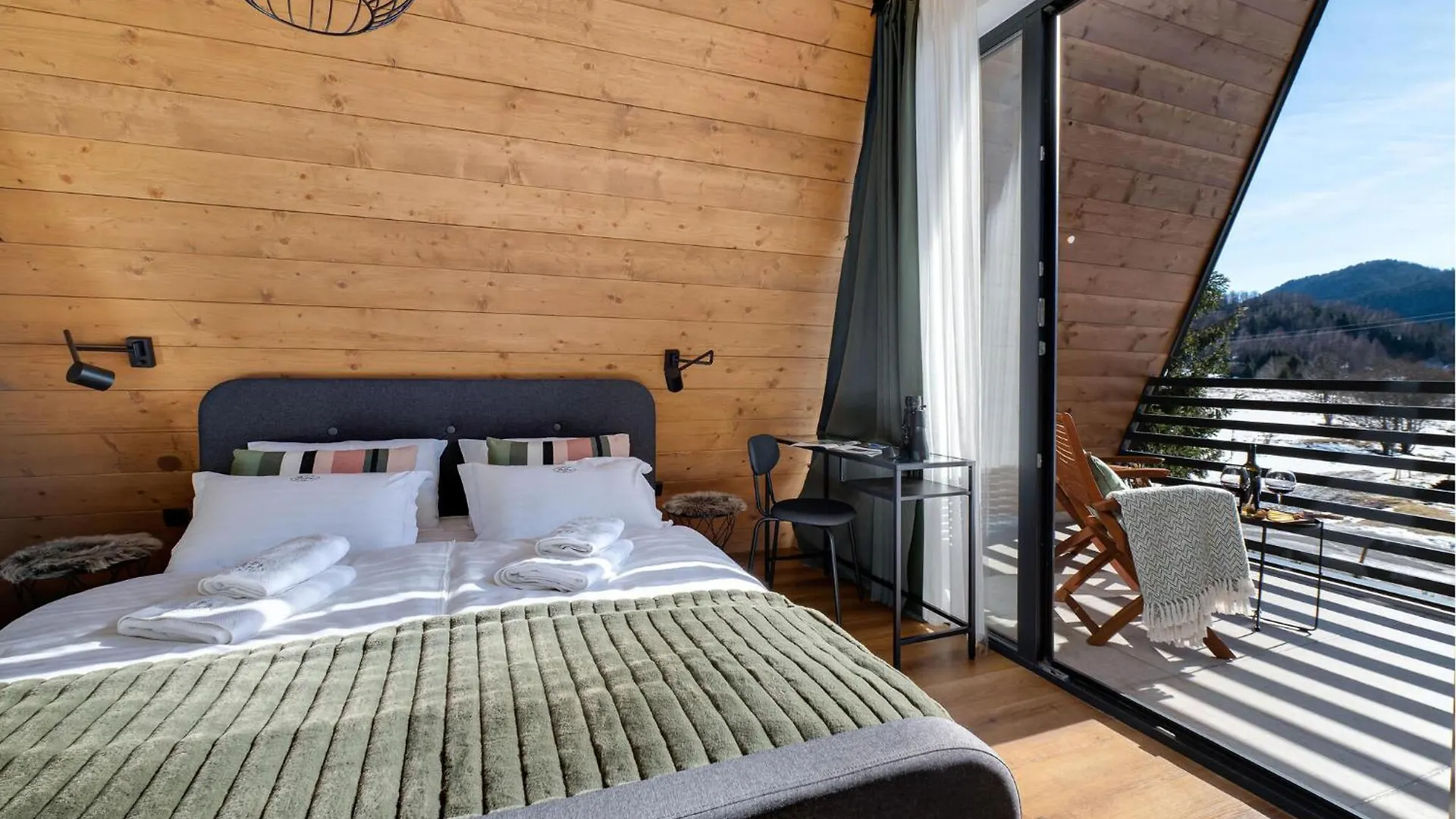 Beautiful Home In Sunger With Sauna Holiday home